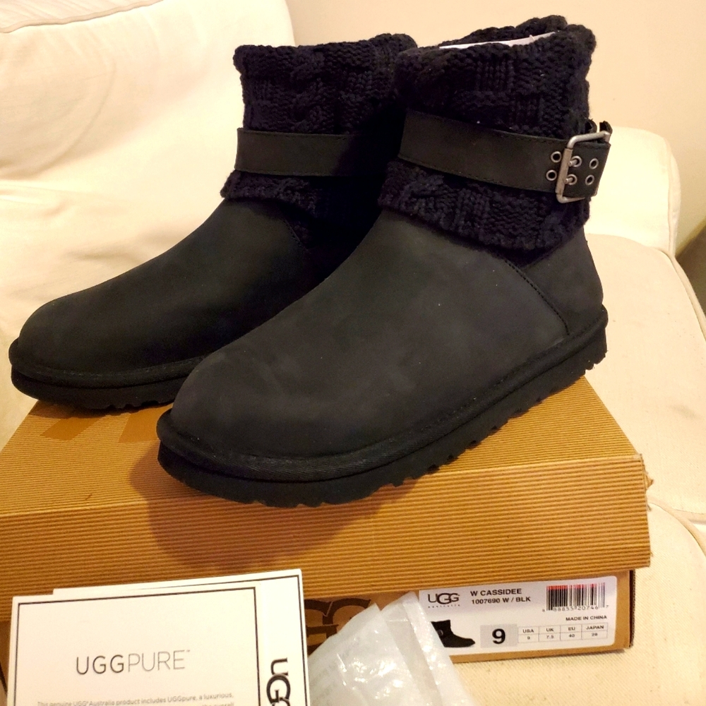 Sz 9 Black Ugg boots
